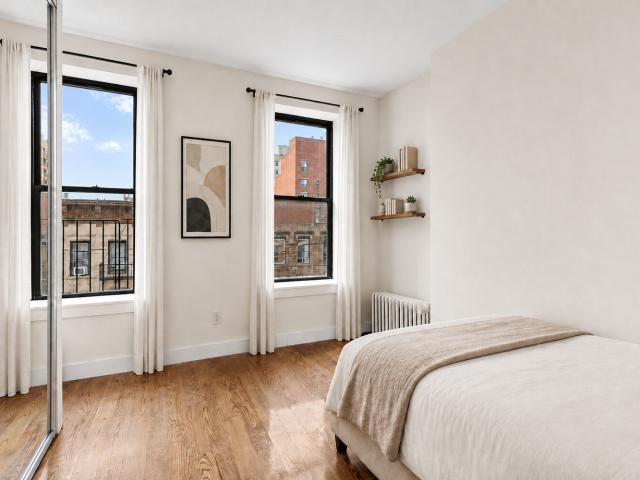 Condo for sale in Arverne, New York