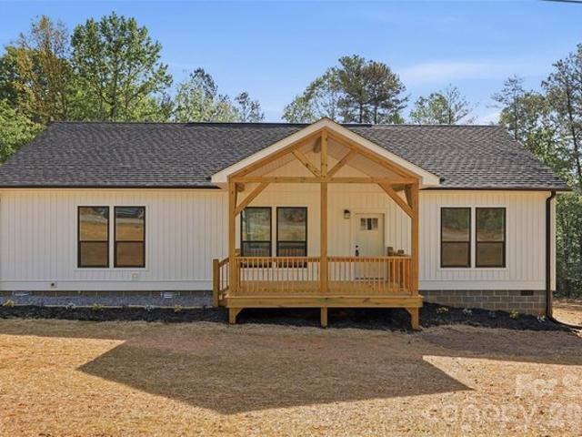 House for sale in Hiddenite, North Carolina