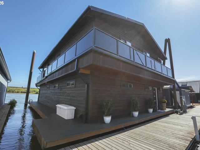 House for sale in Oregonia