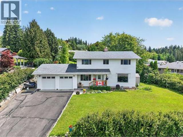 House for sale in Salmon Arm, British Columbia