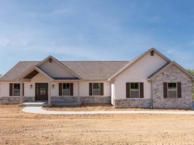 House for sale in Williamstown, Kentucky