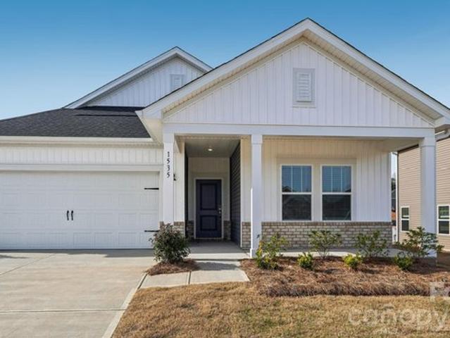 House for sale in Stanley, North Carolina