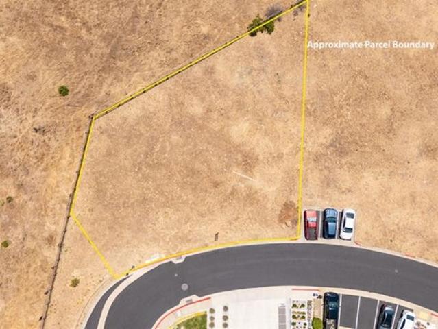 Land for sale in Hayward, California