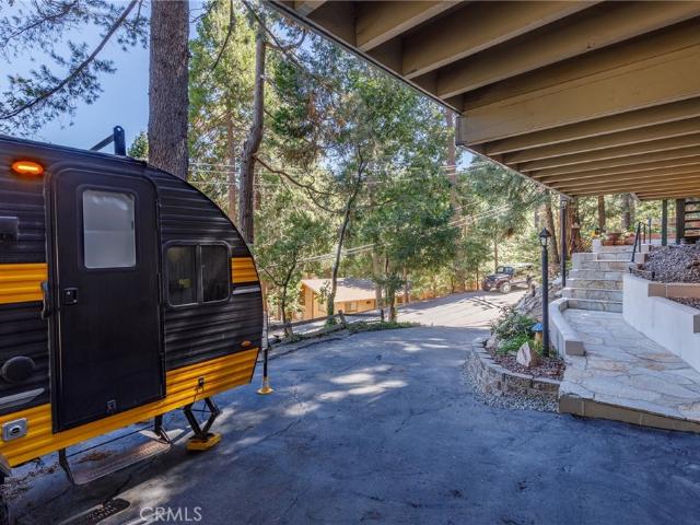 House for sale in Cedarpines Park, California