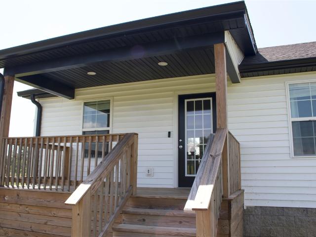 House for sale in Oakland, Kentucky
