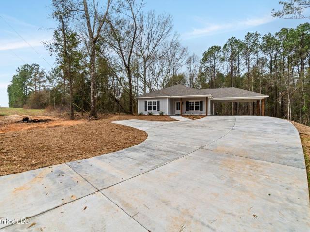 House for sale in Sumrall, Mississippi
