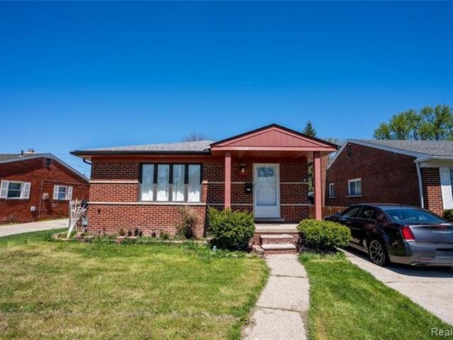 House for sale in Dearborn Heights, Michigan