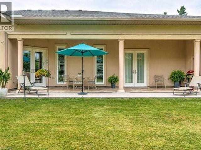 House for sale in Burlington, Ontario