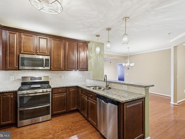 Condo for sale in Virginia