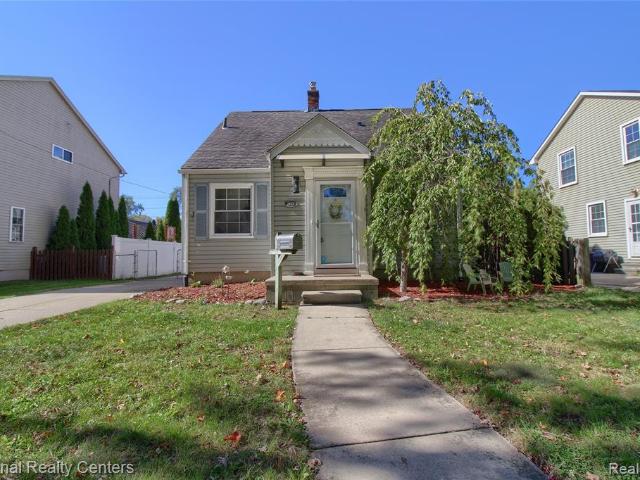House for sale in Berkley, Oakland County