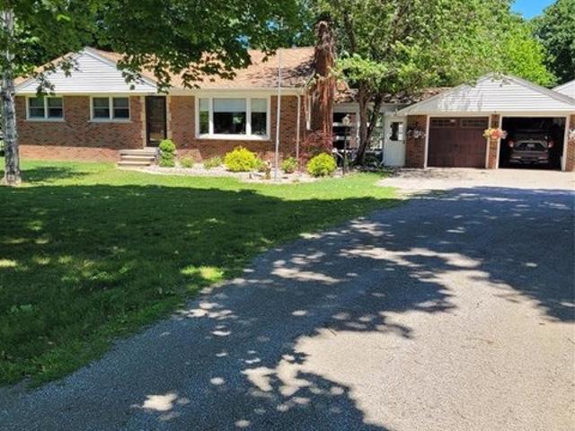 House for sale in Flat Rock, Michigan