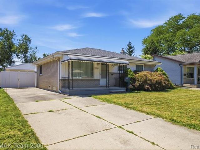 House for sale in Dearborn Heights, Michigan