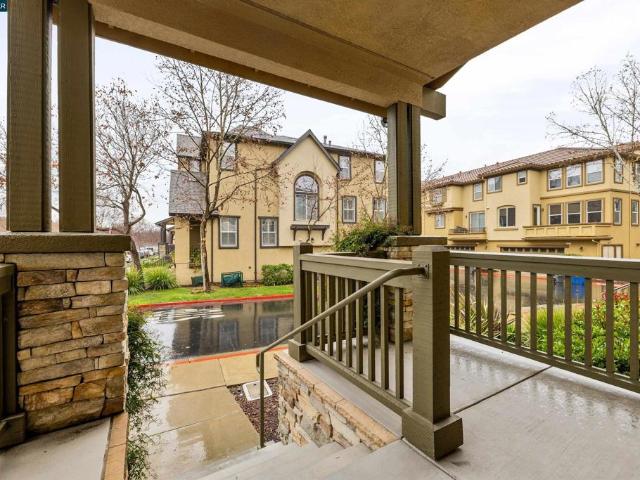 Condo for sale in San Ramon, California