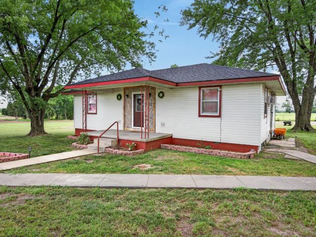 House for sale in Louisburg, Missouri