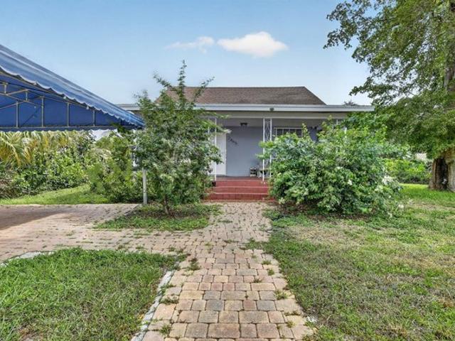 House for sale in Hollywood, Florida