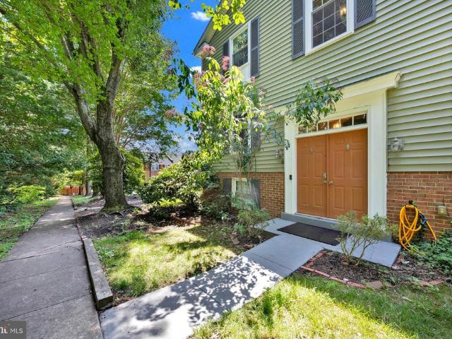 Townhouse for sale in Virginia