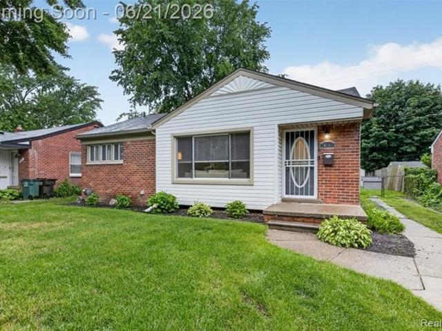 House for sale in Oak Park, Michigan