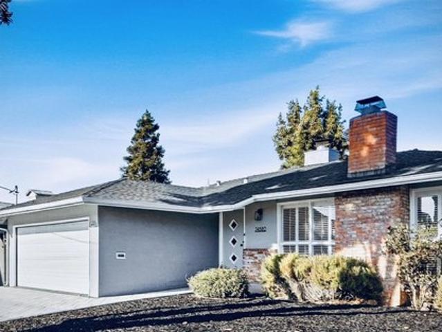 House for sale in Hayward, California
