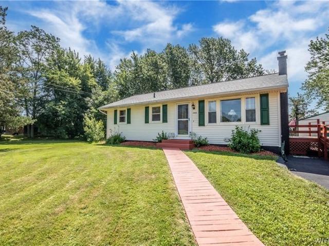 House for sale in Niagara, New York