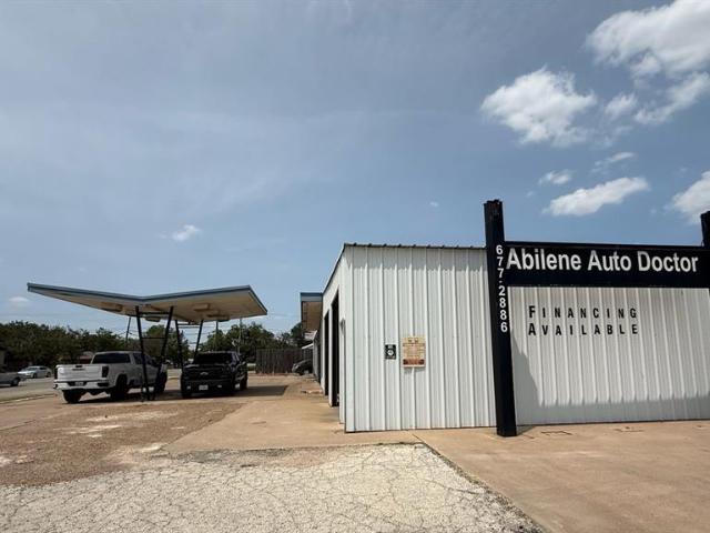 Commercial for sale in Taylor, Texas