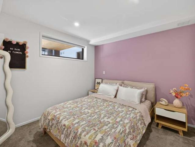 Apartment for sale in Heathcote, Canterbury