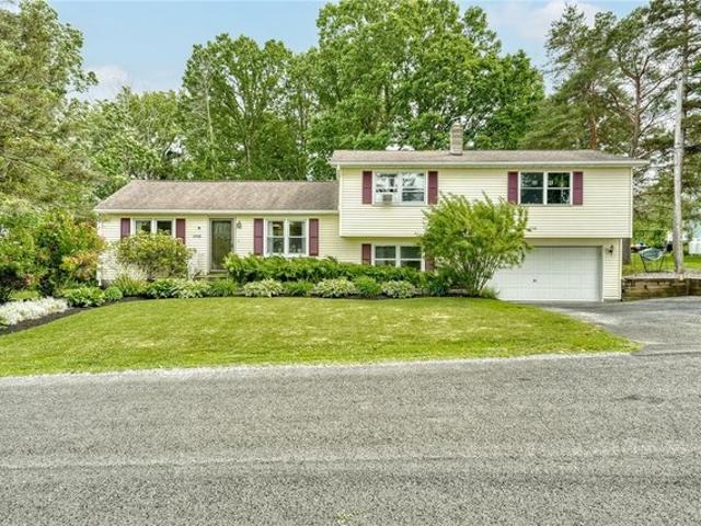 House for sale in Caledonia, New York