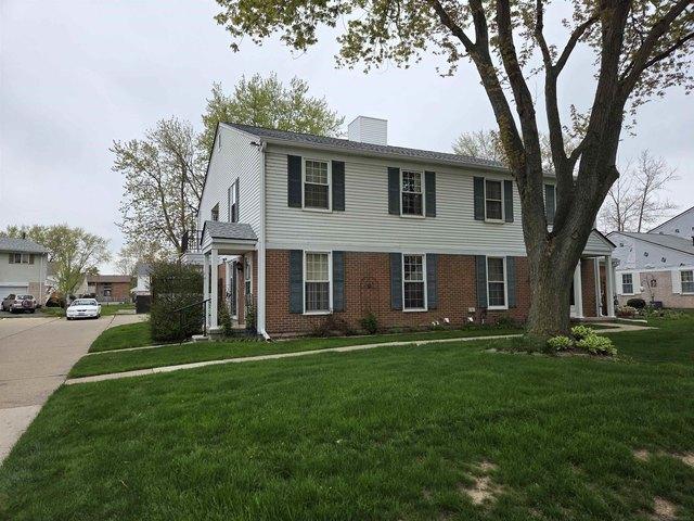 Condo for sale in Harrison Township, Michigan