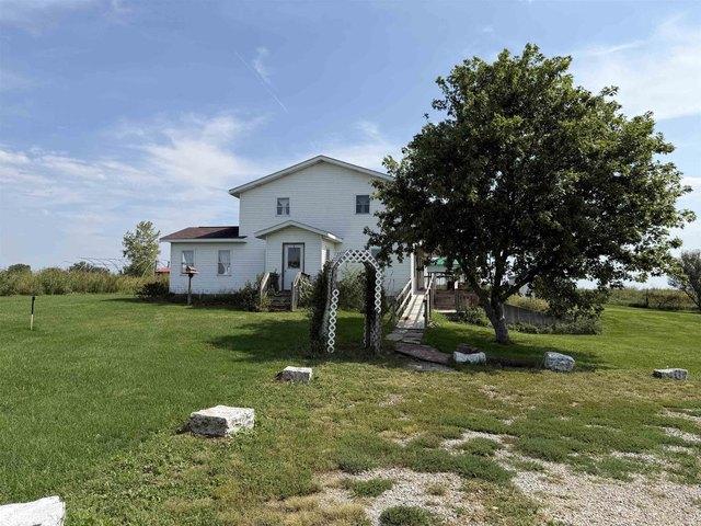 House for sale in Bonaparte, Iowa