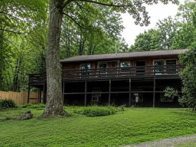 House for sale in Bruceton Mills, West Virginia
