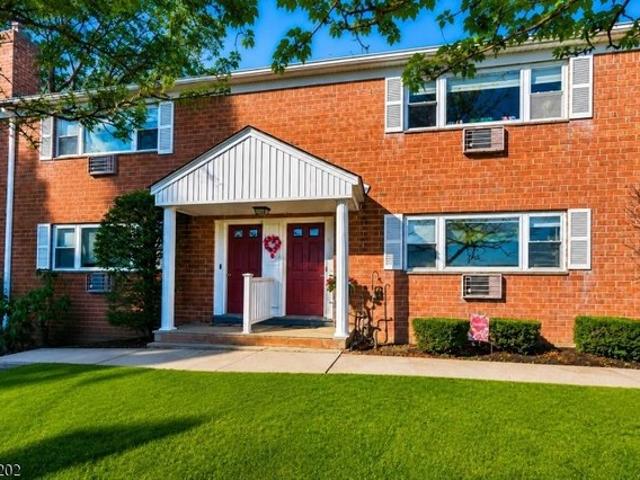 House for sale in Parsippany, New Jersey
