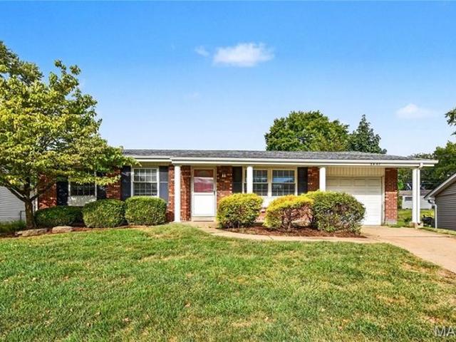 House for sale in Westglen Estates, Maryland Heights