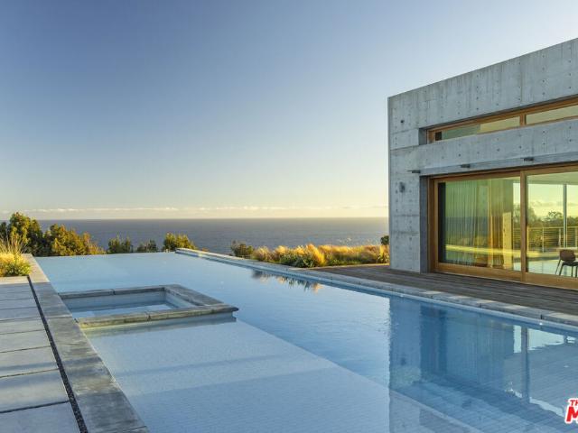 House for sale in Malibu, California