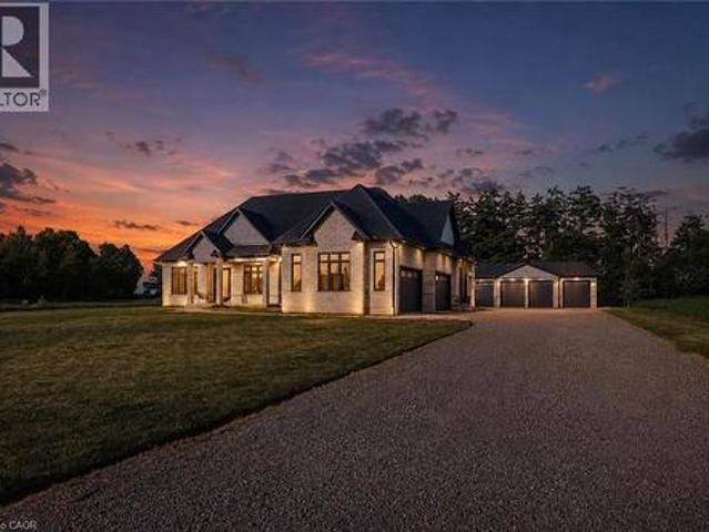 House for sale in Waterford, Ontario