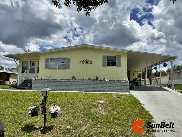 House for sale in Orange City, Florida