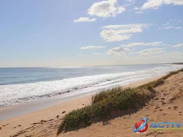 House for rent in Silver Sands