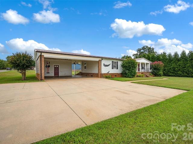 House for sale in Statesville, Iredell County