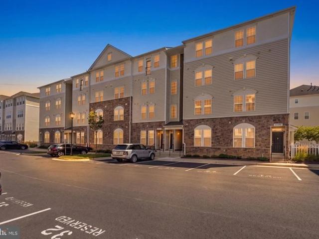 Condo for sale in Virginia