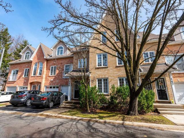Condo for sale in Woburn, Ontario