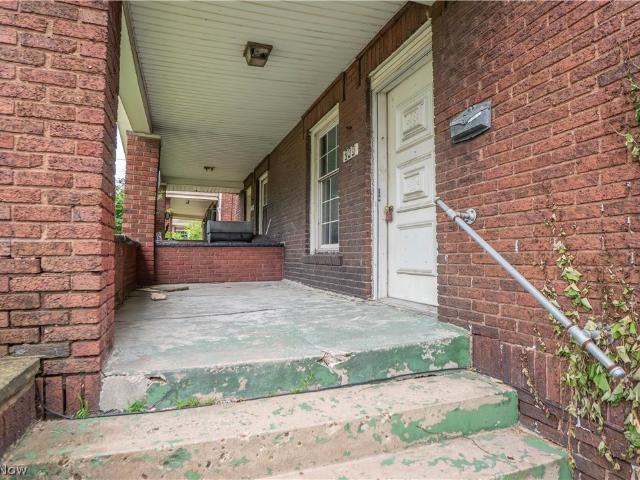 House for sale in Canton, Ohio