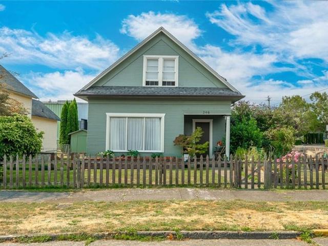 House for sale in Puyallup, Pierce County
