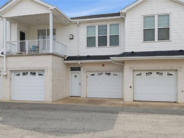 Condo for sale in Mars, Pennsylvania