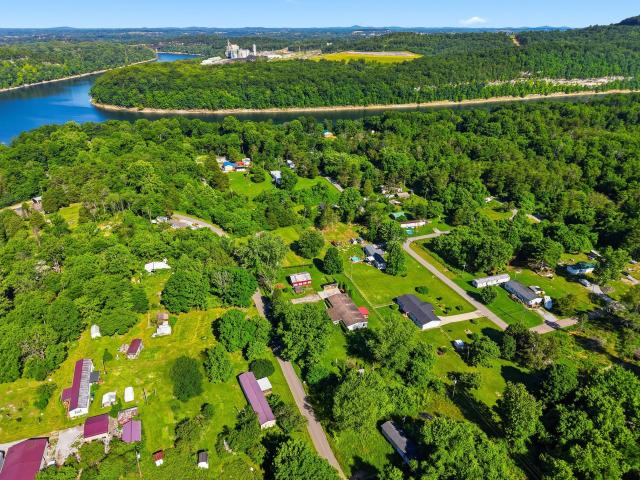 House for sale in Burnside, Kentucky