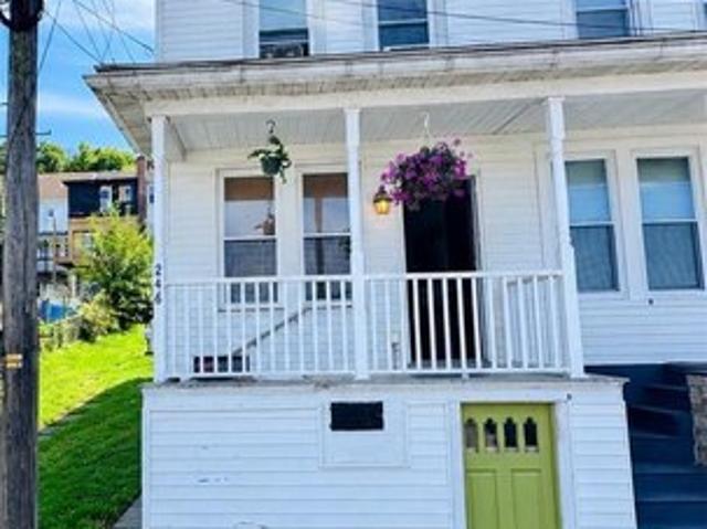 Townhouse for sale in Carbon, Pennsylvania