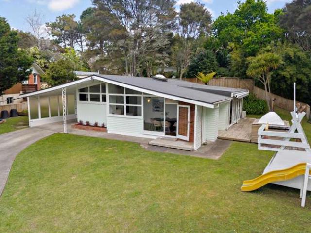 House for sale in Glen Eden, Waitākere Ranges