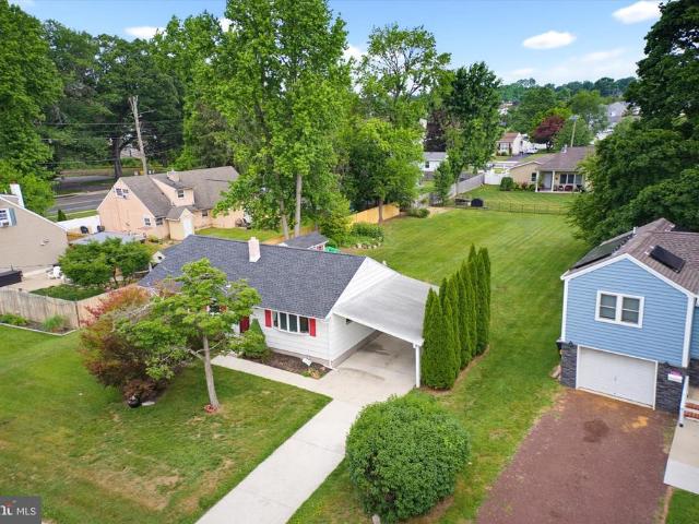 House for sale in Crosswicks, New Jersey