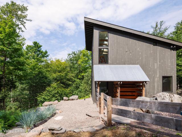 House for sale in Platte Clove Bruderhof, Town of Hunter