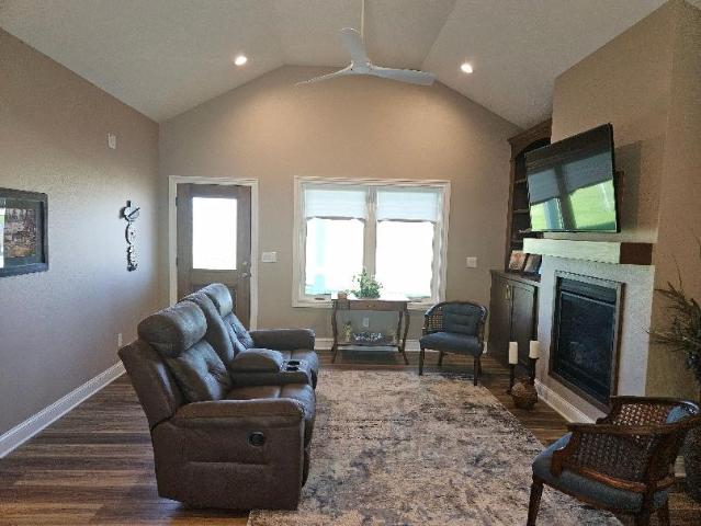 House for sale in Osceola, Clarke County