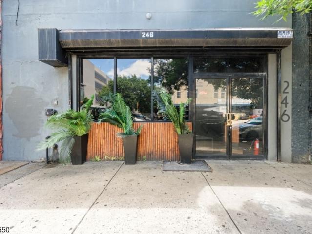 Property for rent in Newark, New Jersey