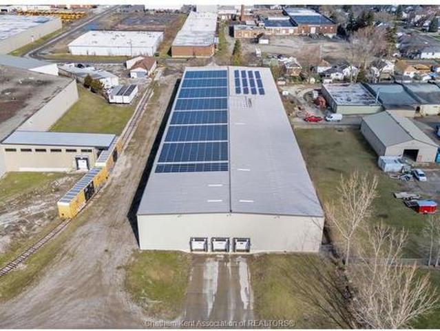Commercial for rent in Chatham–kent, Ontario