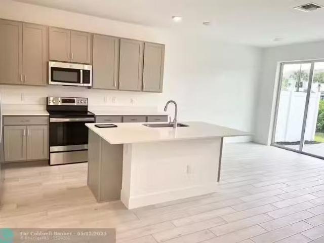 Condo for sale in Port Saint Lucie